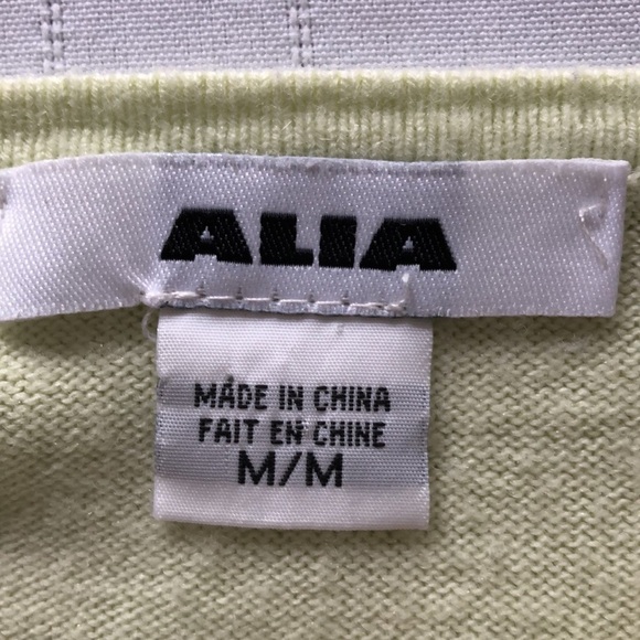 Alia Vintage pale green sweater pearl detail beads crew neck long sleeve Medium - Picture 7 of 15